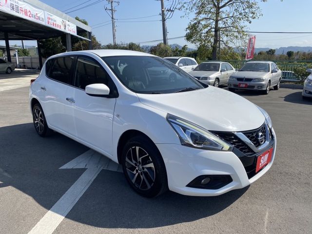 2022 TIIDA 5D 1.6 雙認證、全車原版件、保固不另加價。 小車大空間，IKEY、定速、分區恆溫、盲點偵測  第2張相片