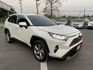 雙認證、原版件、保固不另加價。2019.12月出廠 RAV4 旗艦版，ACC跟車、環景影像、電動椅、電動尾門、盲點偵測  第2張縮圖