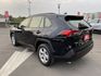 雙認證、原版件、保固不另加價。RAV4 僅跑4萬公里，車況新! ACC跟車、車道偏離、倒車影像  第4張縮圖