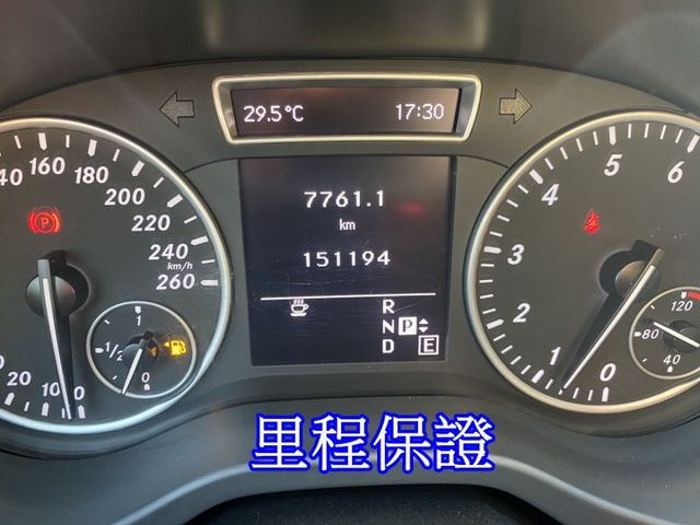 雙認證、實車實價。A180 一手車，全原廠保養，內裝新 車況超優  第8張相片
