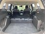 雙認證、實車實價、保固不另加價。KUGA 1.5時尚經典型，僅跑8萬，有全景天窗、電動尾門、盲點、導航、carpaly  第13張縮圖