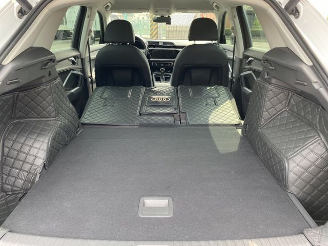 AUDI Q3 雙認證，實車實價，ACC跟車、車道偏移、雙電動椅、電動尾門  第13張相片