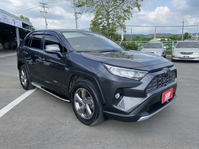 雙認證、原版件，RAV4 旗艦版 特價優惠中~環景影像、電動尾門、ACC跟車、盲點、電動座椅、安卓機  第2張相片