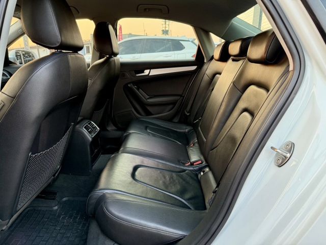 雙認證、原版件、實車實價。A4 25 TFSI 車況新，換檔撥片、定速、雙電動椅  第7張相片