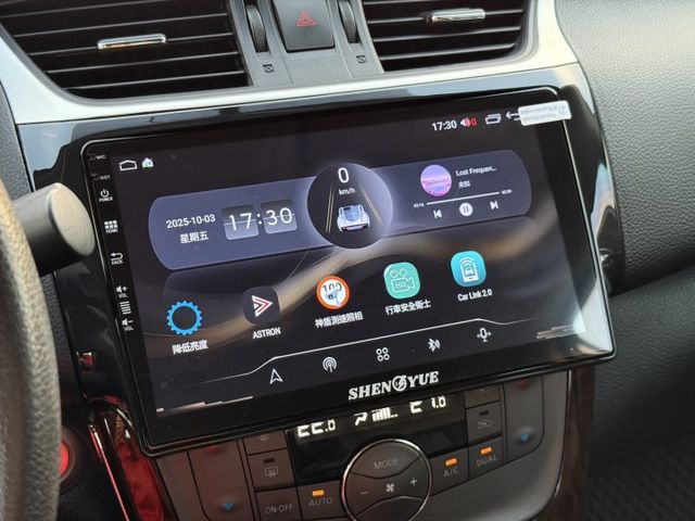 雙認證、原版件、實車實價。豪華版~免鑰匙、定速、分區恆溫、安卓機  第10張相片