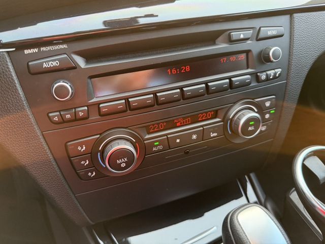 雙認證、原版件、實車實價。稀有雙門跑車118d 柴油  第11張相片