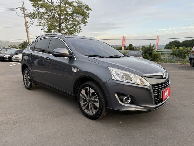 雙認證、原版件、保固不另加價。魅力版~免鑰匙、環景、定速、導航、天窗、電動尾門  第2張相片