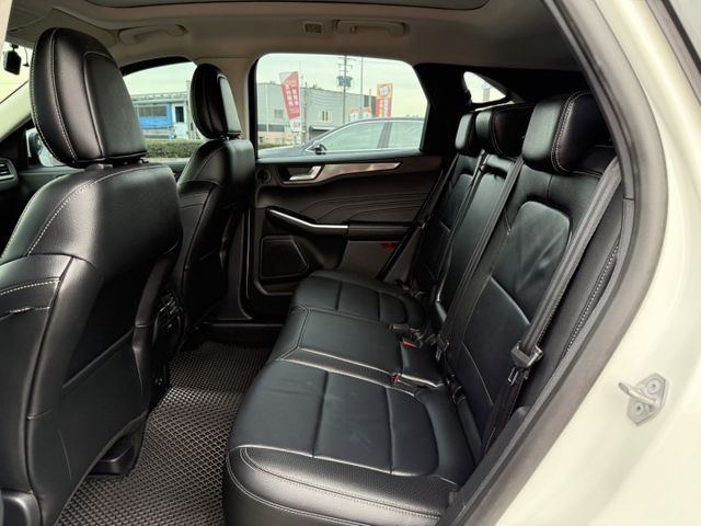 雙認證、原版件，實車實價、保固不另加價。2021年式 旗艦X~全景天窗、ACC跟車、電尾門、Carplay  第7張相片