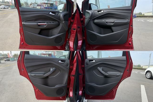 雙認證、原版件、實車實價，保固不另加價。時尚經典型~免鑰匙、車道變換輔助、全景天窗、盲點、carplay  第16張相片