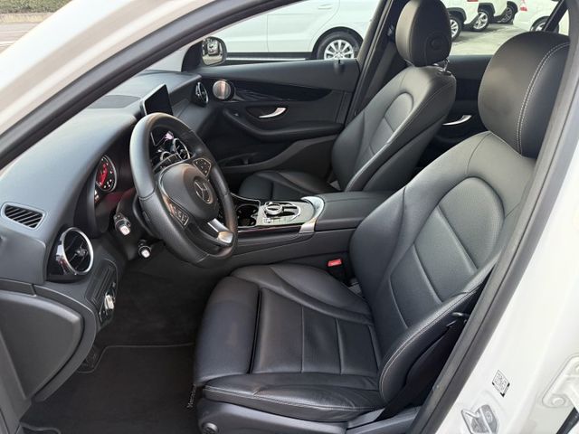 雙認證、原版件、實車實價。GLC220d 豪華柴油休旅，省油、外型大氣、內裝舒適，超值入手!  第6張相片