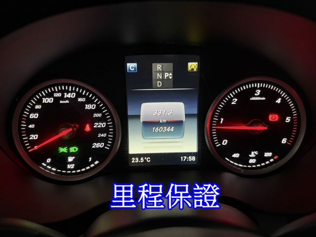 雙認證、原版件、實車實價。GLC220d 豪華柴油休旅，省油、外型大氣、內裝舒適，超值入手!  第8張相片