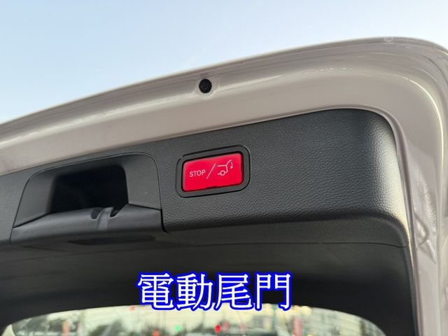 雙認證、原版件、實車實價。GLC220d 豪華柴油休旅，省油、外型大氣、內裝舒適，超值入手!  第12張相片