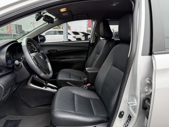 雙認證、原版件、實車實價、保固不另加價。代步神車，僅跑1萬公里，九成新，省油好開好保養  第6張相片