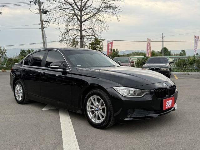 雙認證、原版件、實車實價。318D 省油動力佳，內裝高質感  第2張相片