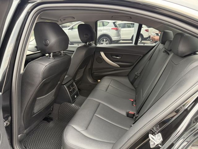 雙認證、原版件、實車實價。318D 省油動力佳，內裝高質感  第7張相片