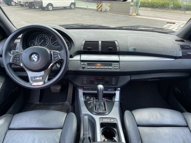 實車實價，X5 30i 認證車，全景天窗、內裝氣氛佳  第5張相片