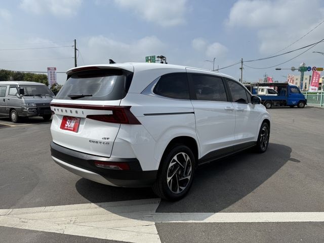 雙認證、原版件、實車實價。頂級GLT--B 僅跑1萬，全景天窗、4座電動椅、環景影像、ACC跟車、電尾門、carplay  第3張相片