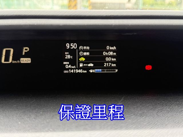 雙認證、實車實價、保固不另加價。超省油~油電小車 ，ikey、摸門解鎖、定速、盲點、恆溫  第8張相片