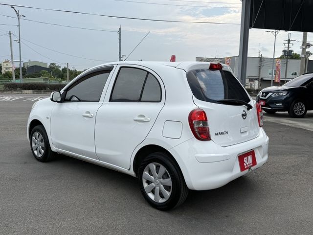 雙認證、原版件、實車實價、保固不另加價。省油、好照顧，輕巧好停車  第4張相片