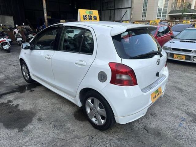 TOYOTA豐田 YARIS  第3張相片