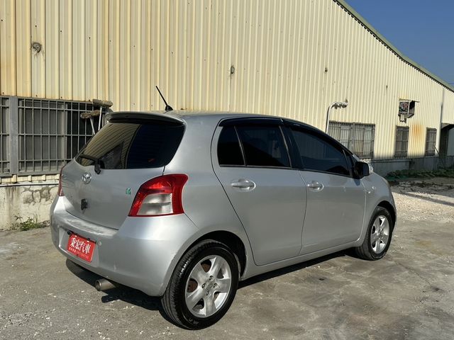 TOYOTA豐田 YARIS  第2張相片