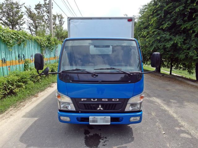 MITSUBISHI三菱 CANTER  第2張相片