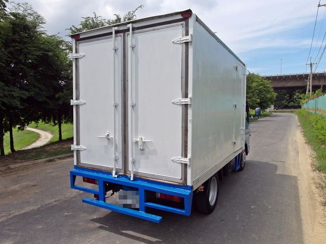 MITSUBISHI三菱 CANTER  第10張相片