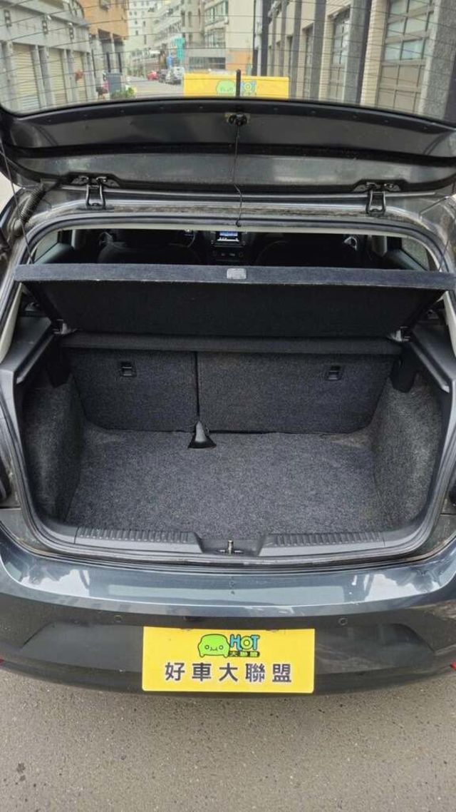 VOLKSWAGEN福斯 POLO  第10張相片