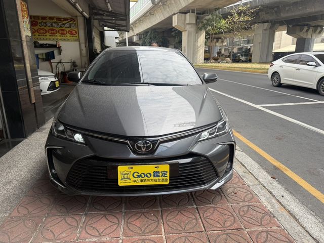TOYOTA豐田 ALTIS  第2張相片