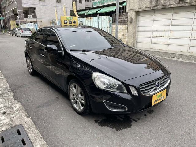 VOLVO富豪 S60  第2張相片