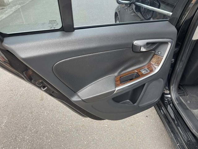 VOLVO富豪 S60  第9張相片