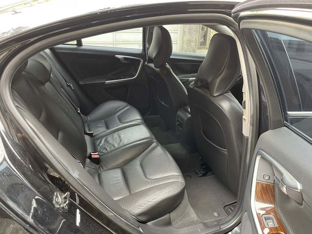 VOLVO富豪 S60  第10張相片