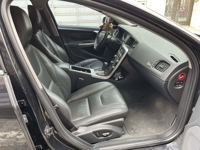 VOLVO富豪 S60  第12張相片