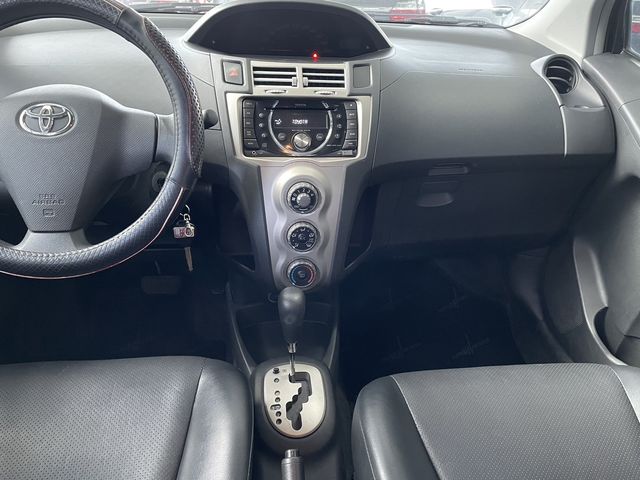 YARIS 1.5  第9張相片