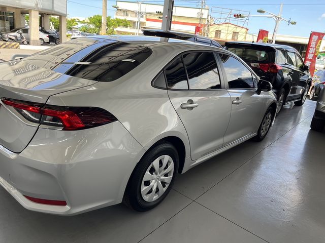 ALTIS 1.8  第5張相片