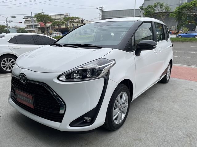 SIENTA 1.8  第1張相片