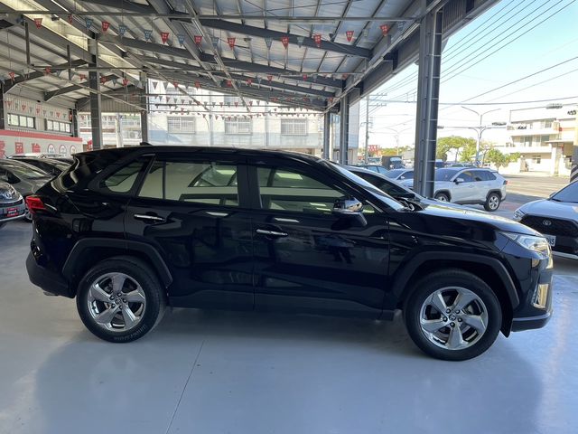 RAV4 2.0  第4張相片