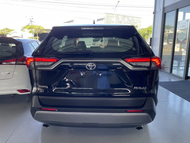 RAV4 2.0  第6張相片