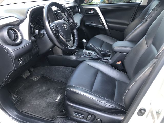 RAV4 2.0  第7張相片