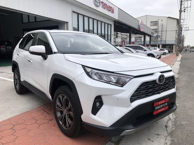 RAV4 2.0  第3張相片