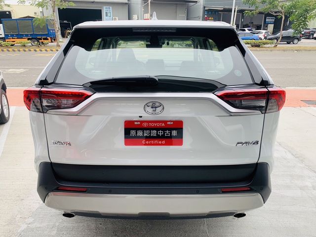RAV4 2.0  第6張相片