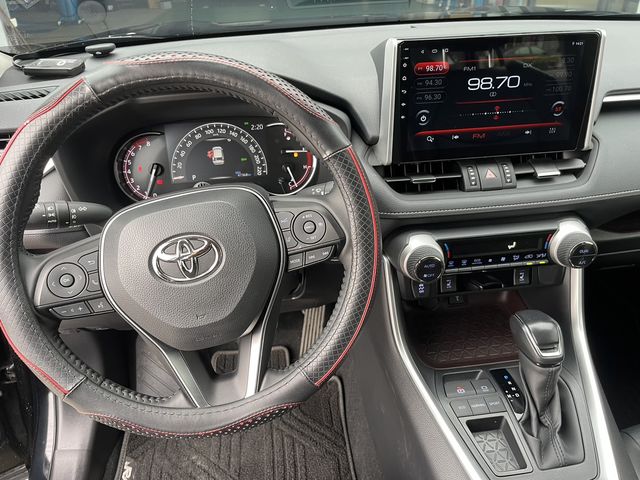 RAV4 2.0  第8張相片