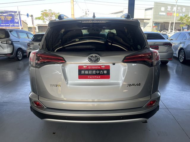 RAV4 2.0  第6張相片