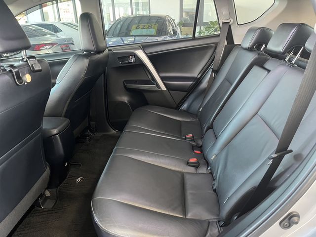 RAV4 2.0  第10張相片