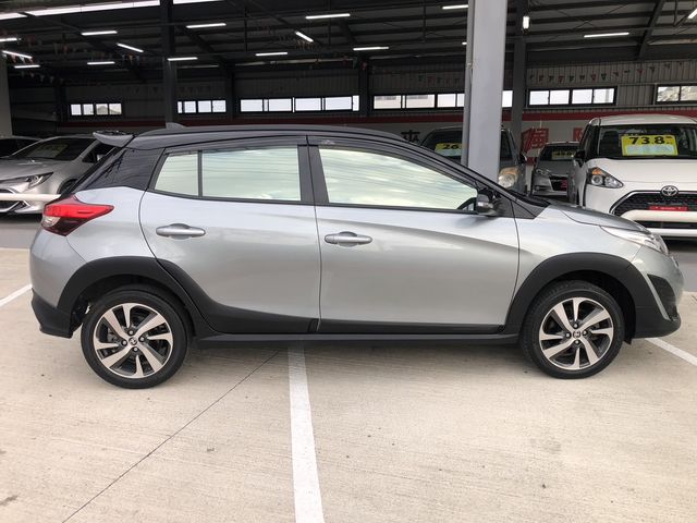 YARIS 1.5  第4張相片