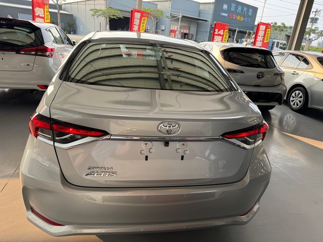 ALTIS 1.8  第6張相片