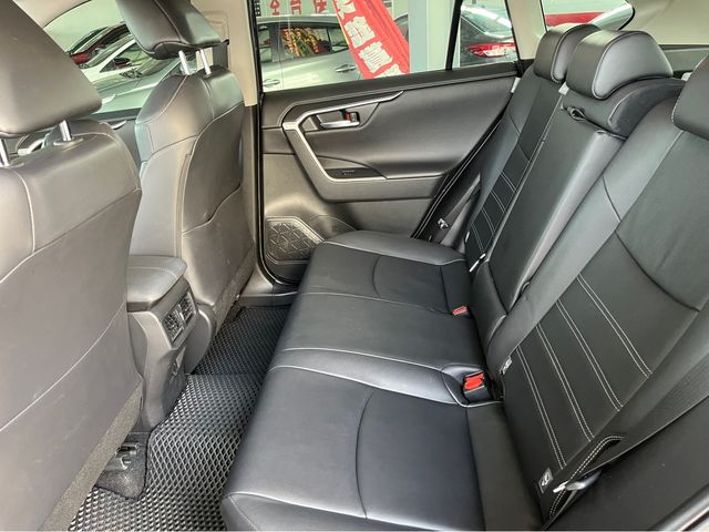 RAV4 2.5 HV  第10張相片