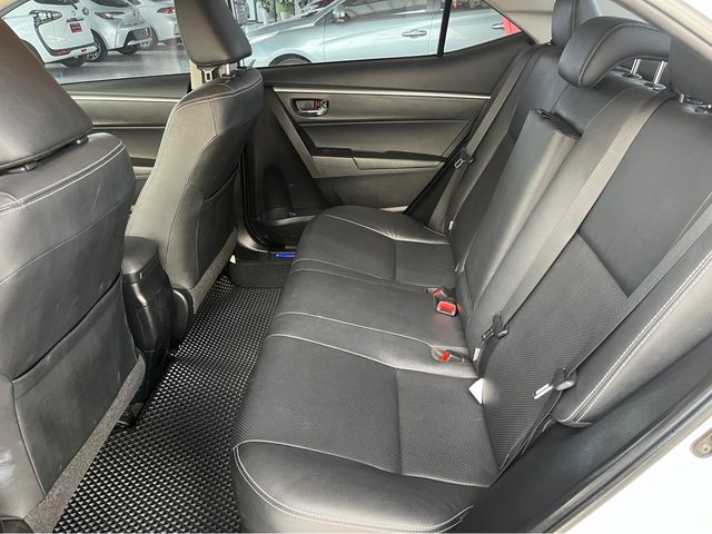 ALTIS 1.8  第10張相片