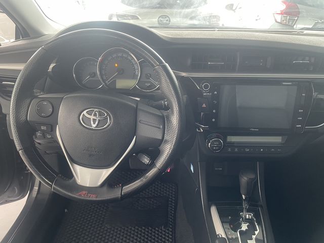 ALTIS 1.8  第9張相片