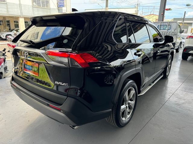 RAV4 2.0  第5張相片